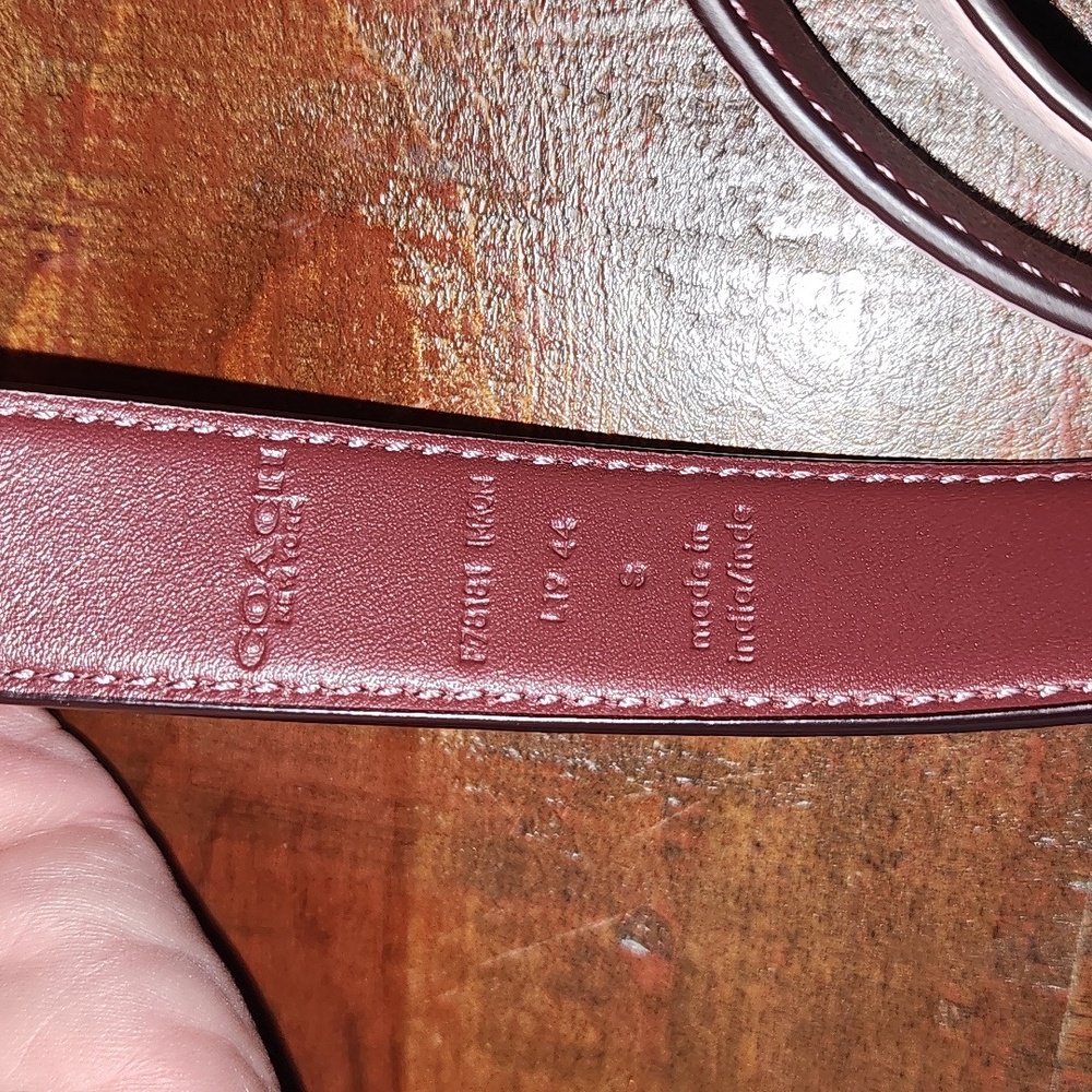 Coach New York Pink Leather Horse N Carriage Gold Womens Belt Size Small - Picture 5 of 8